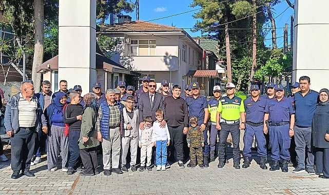 Engellilere davul zurnalı uğurlama