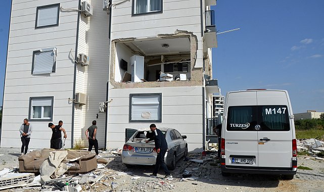 Evde gaz sıkışması nedeniyle patlama: 1 yaralı