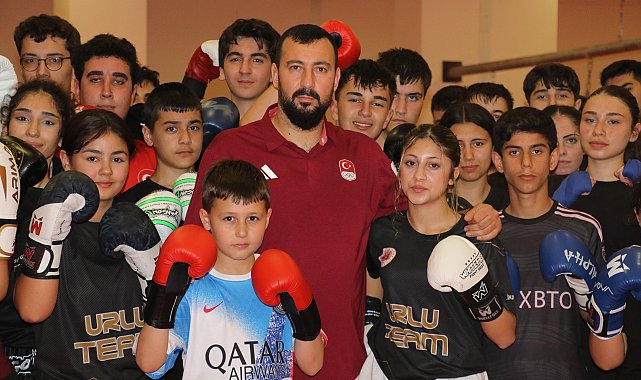 Muaythai sporuna ilgi; gençler hem kendini savunuyor hem geleceğini inşa ediyor