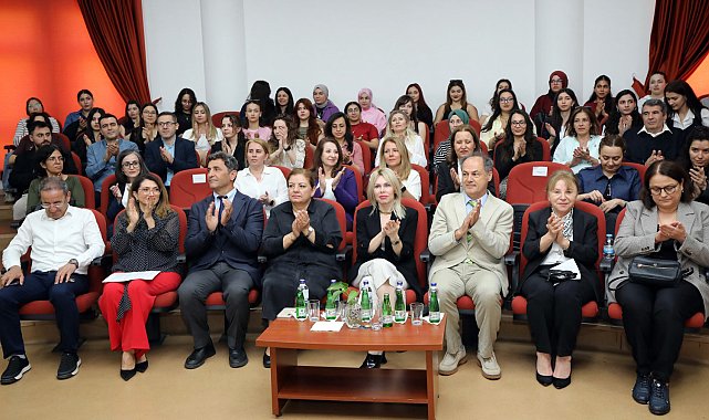 Rektör Özkan'dan geleceğin bilim kadınlarına mentörlük