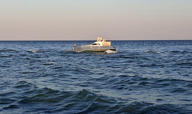 2 teknede mahsur kalan 5 kişiyi balıkçılar kurtardı
