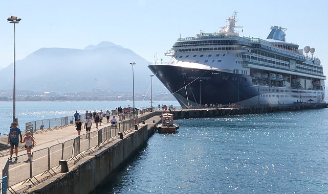 Alanya'ya 5 ayda kruvaziyerle 3 bin 197 yolcu geldi