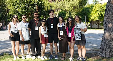 Antalya'da sahne sokaklara taşınıyor