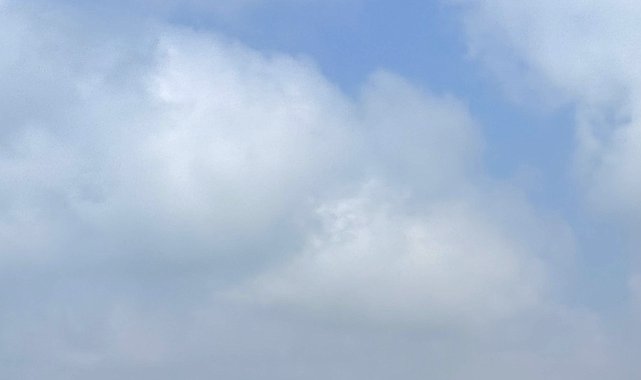 Denizde kaybolan otel çalışanı aranıyor