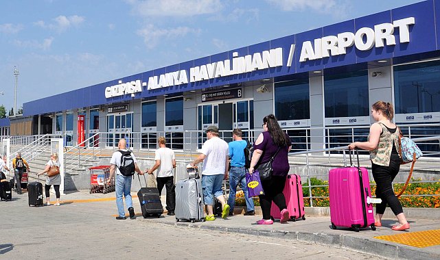 Gazipaşa- Alanya Havalimanı'nda 239 bin yolcu trafiği