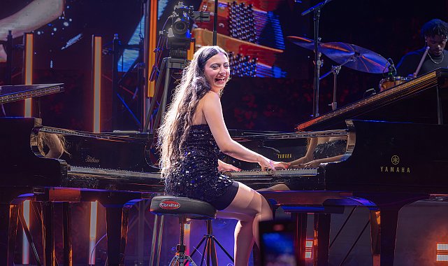Genç müzisyen Türkiye'deki ilk konserini Akra Caz Festivali'nde verdi