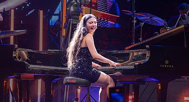 Genç müzisyen Türkiye'deki ilk konserini Akra Caz Festivali'nde verdi