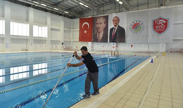 Kepez'in olimpik yüzme havuzunda hijyen ve sağlık önceliği