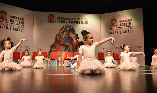 Mimar Sinan Akademi'den yılsonu kapanış galası