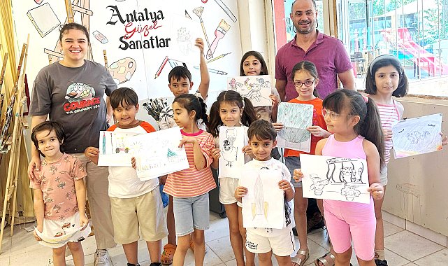Antalyalı çocuklar tatilde sanatla buluştu