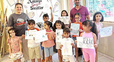 Antalyalı çocuklar tatilde sanatla buluştu