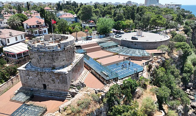 Hıdırlık Kulesi yeniden Antalyalılarla buluştu