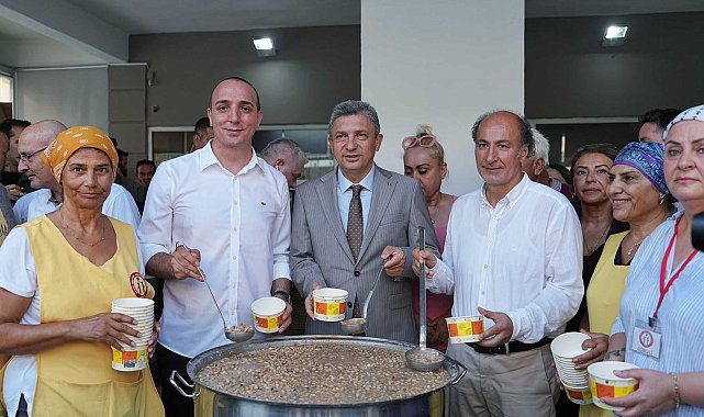 Konyaaltı'nda aşure lokması programı