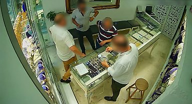 Kuyumculara sahte altın diş satan 4 şüpheli tutuklandı